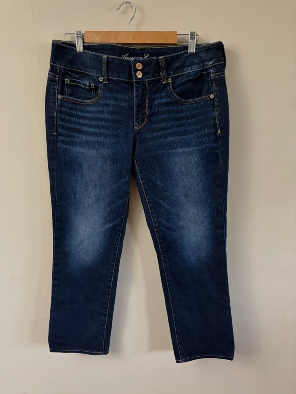 American Eagle Outfitters Dark Blue Cropped Jeans